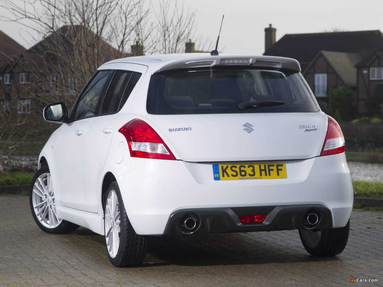 Photos of Suzuki Swift Sport 5-door UK-spec 2013 (1280 x 960)