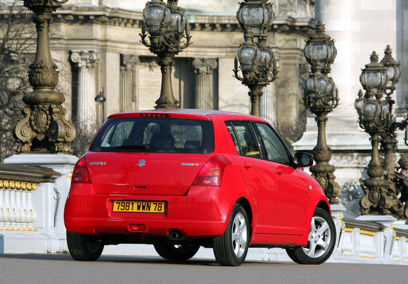 Suzuki Swift 5-door 2004–10 photos