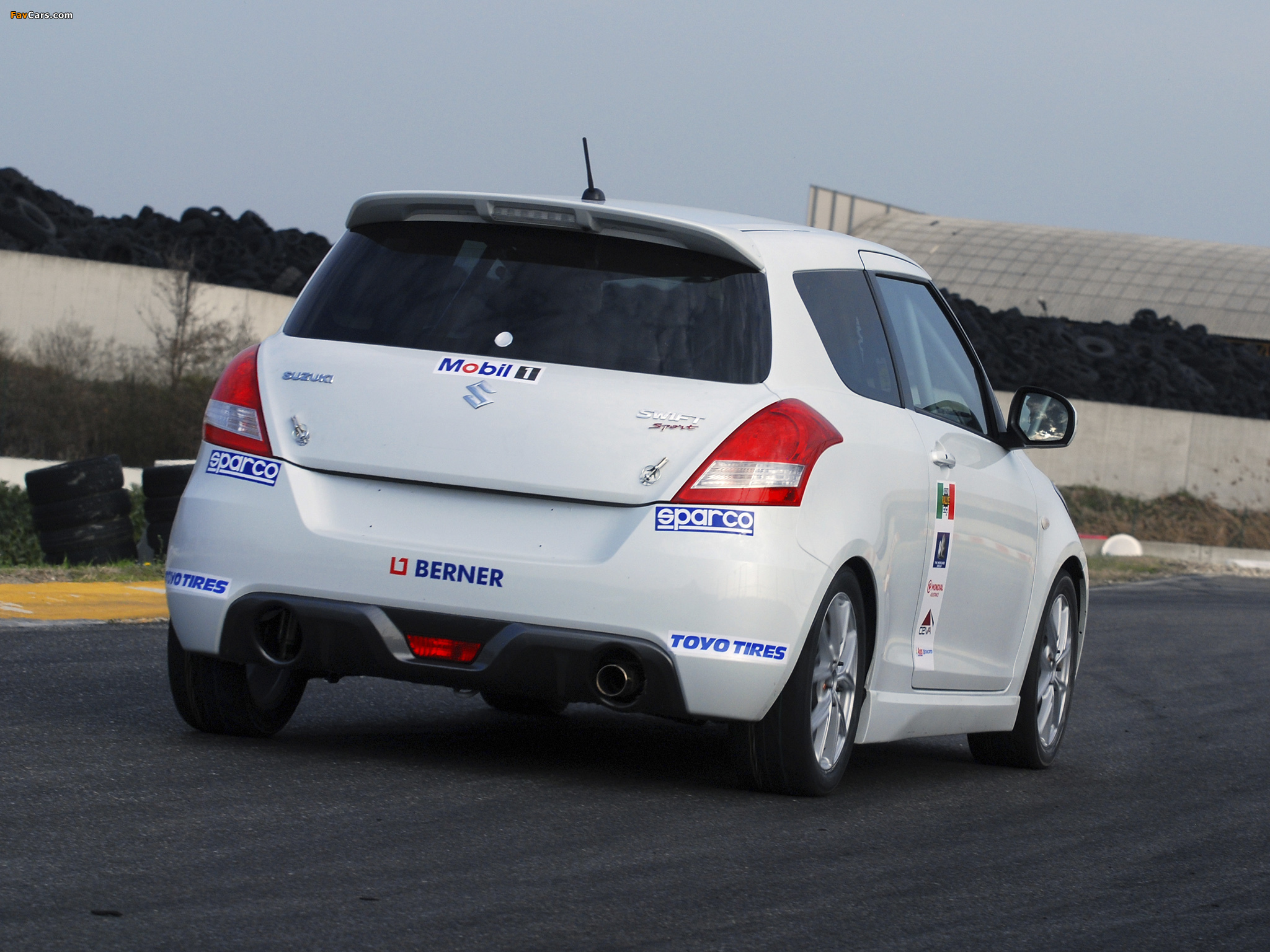 Suzuki Swift Sport Group N 2012 images (2048 x 1536)