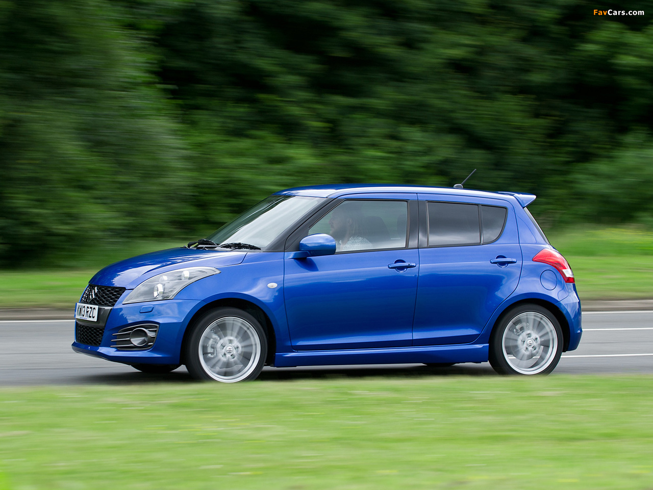 Suzuki Swift Sport 5-door UK-spec 2013 images (1280 x 960)