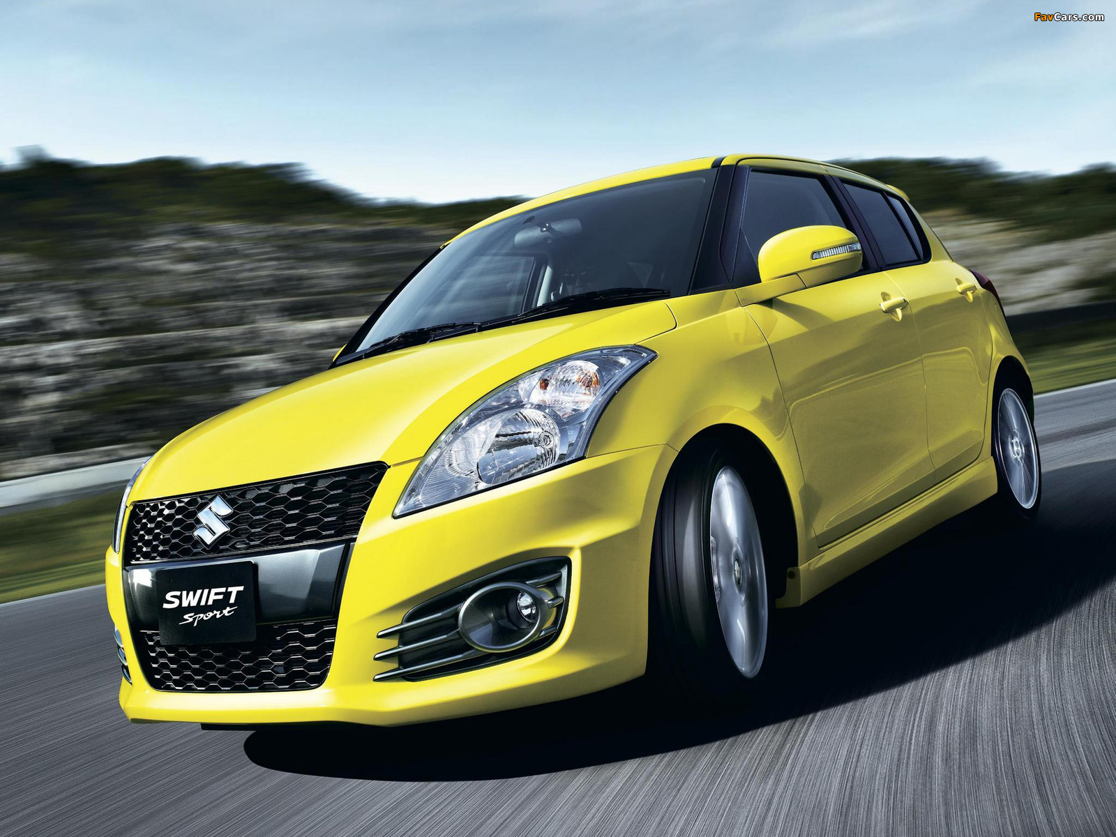 Suzuki Swift Sport 5-door UK-spec 2013 images (1600 x 1200)