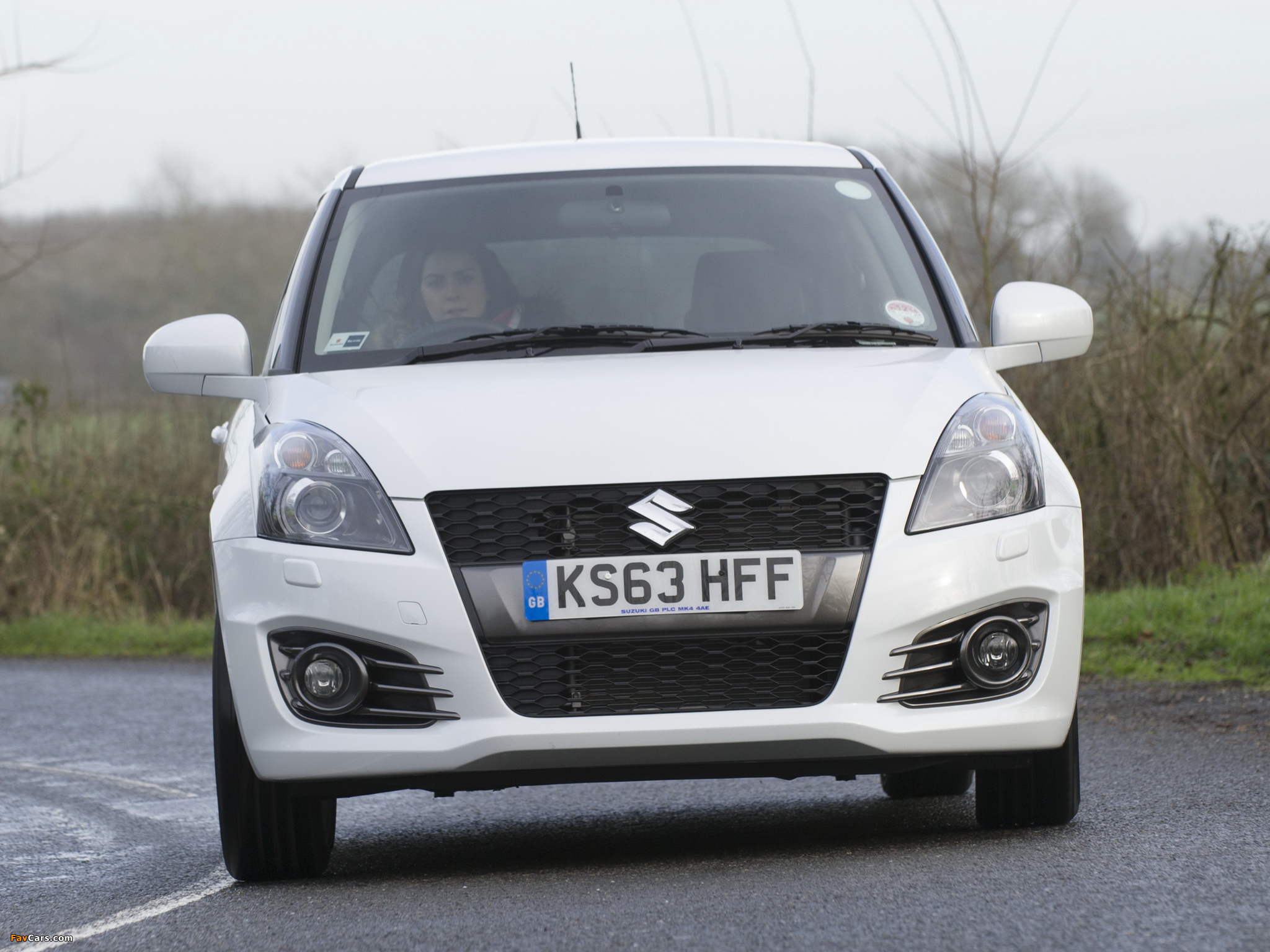 Suzuki Swift Sport 5-door UK-spec 2013 photos (2048 x 1536)