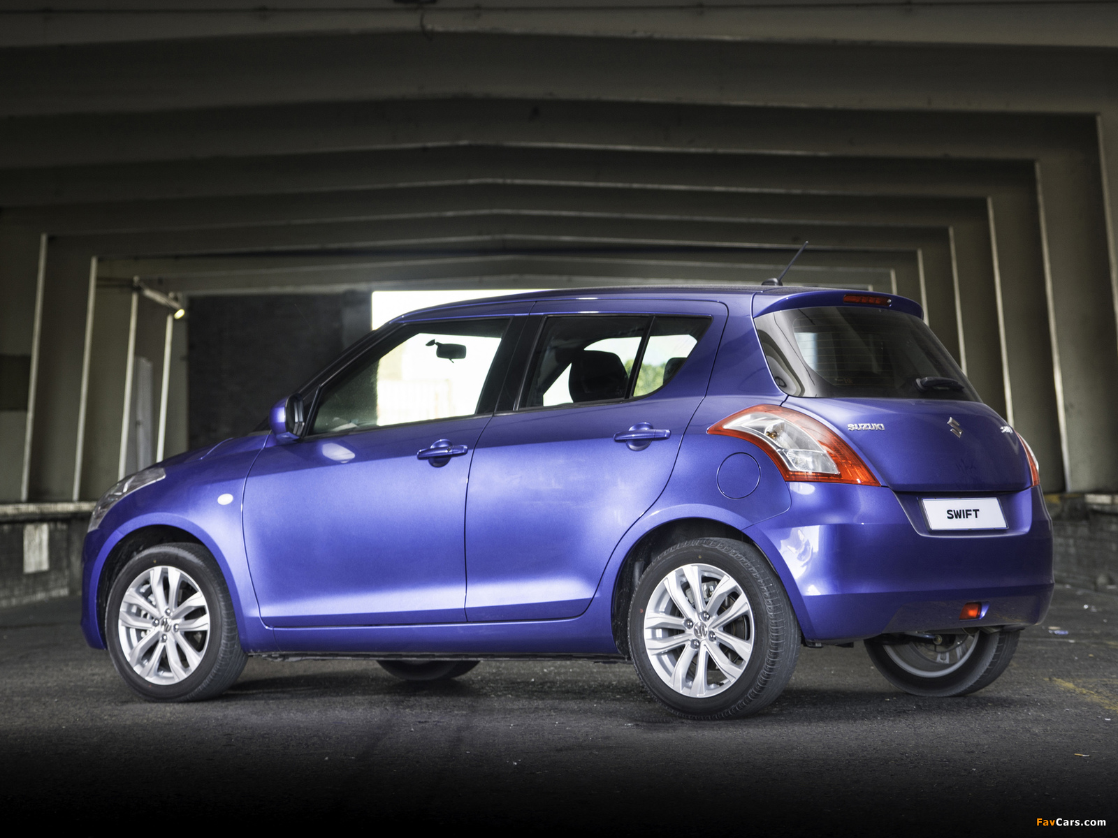 Suzuki Swift 5-door ZA-spec 2014 photos (1600 x 1200)