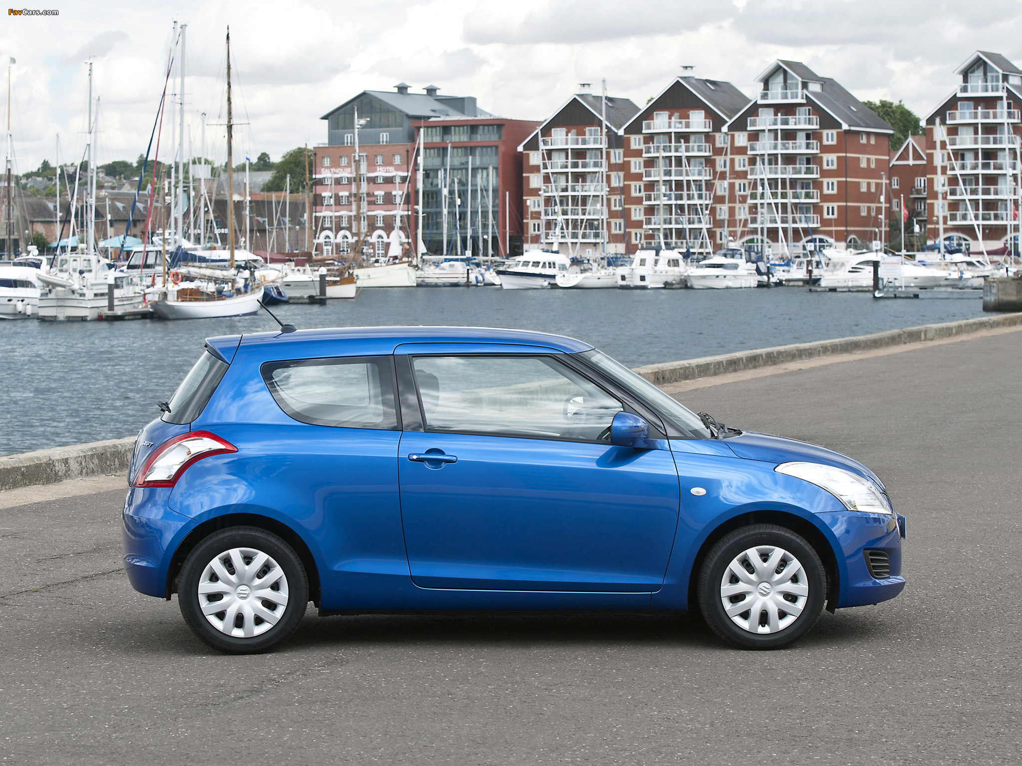 Suzuki Swift 3-door UK-spec 2010–13 wallpapers (2048 x 1536)