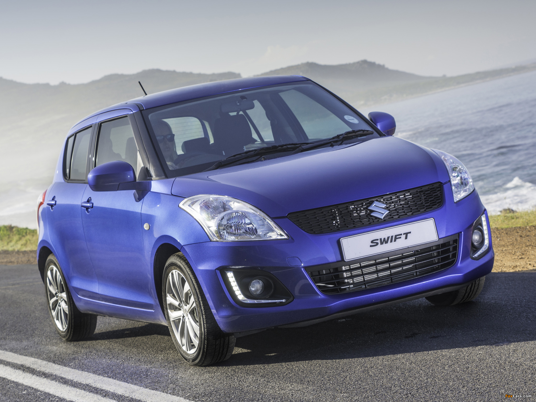 Suzuki Swift 5-door ZA-spec 2014 wallpapers (2048 x 1536)