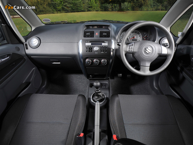 Images of Suzuki SX4 Saloon 2009–11 (640 x 480)