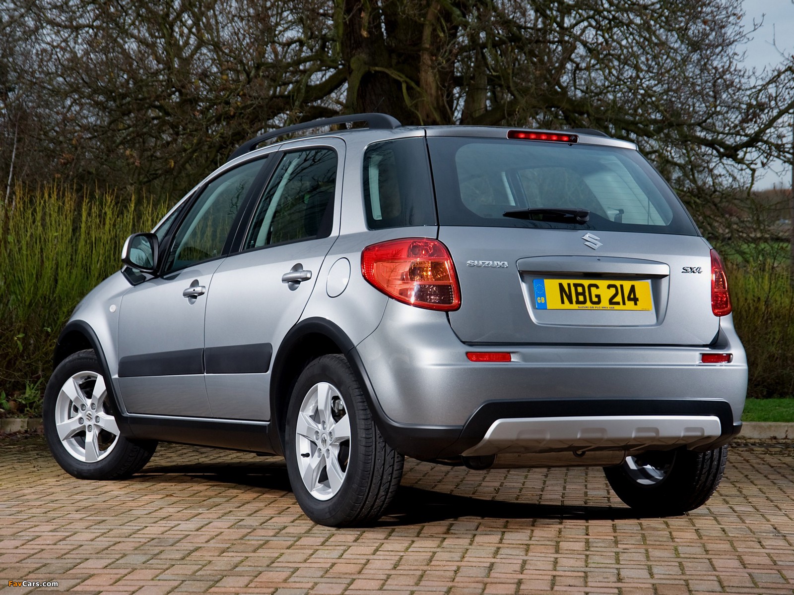 Suzuki SX4 UK-spec 2010 pictures (1600 x 1200)