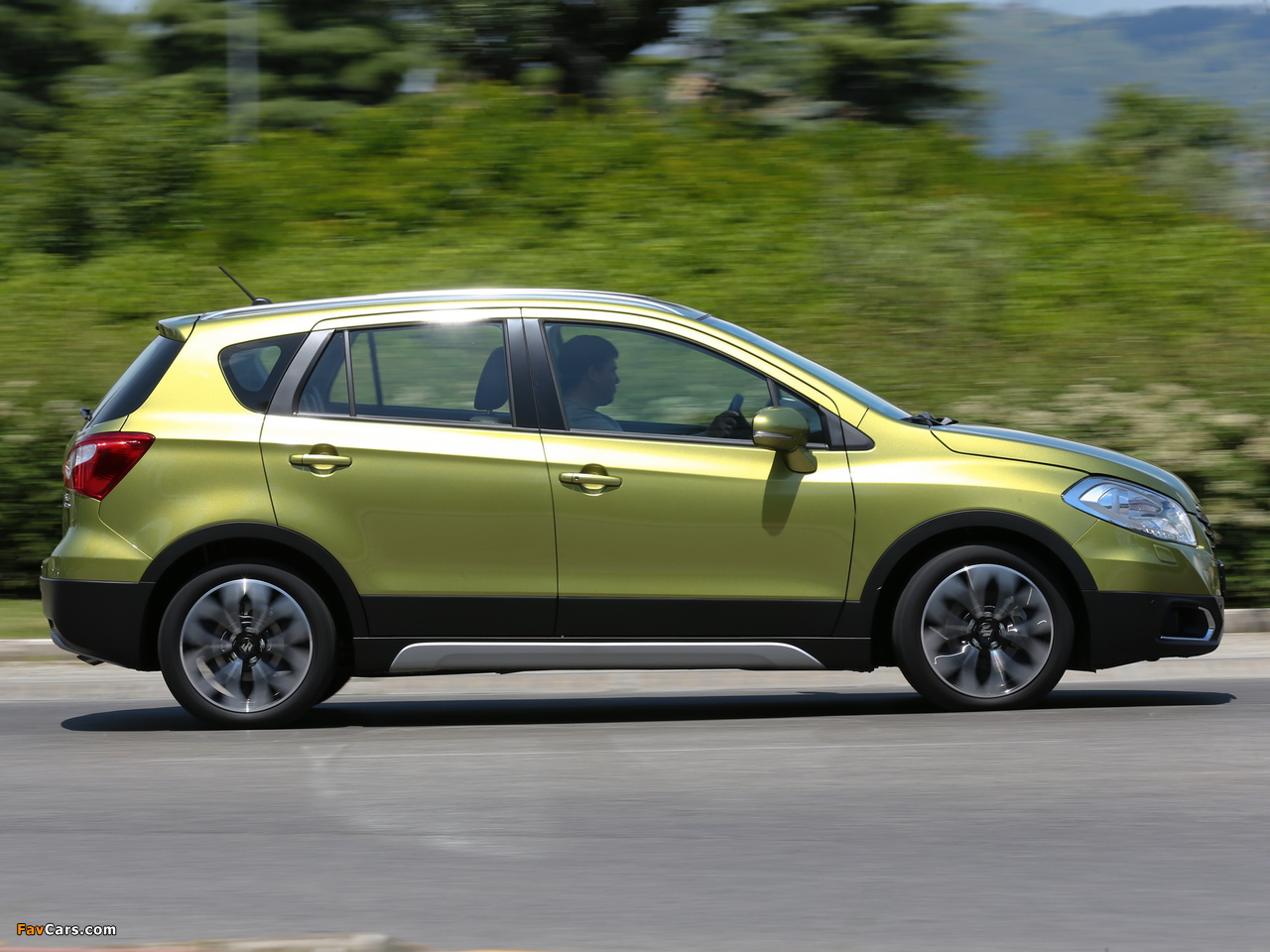 Suzuki SX4 S-Cross 2013 photos (1280 x 960)