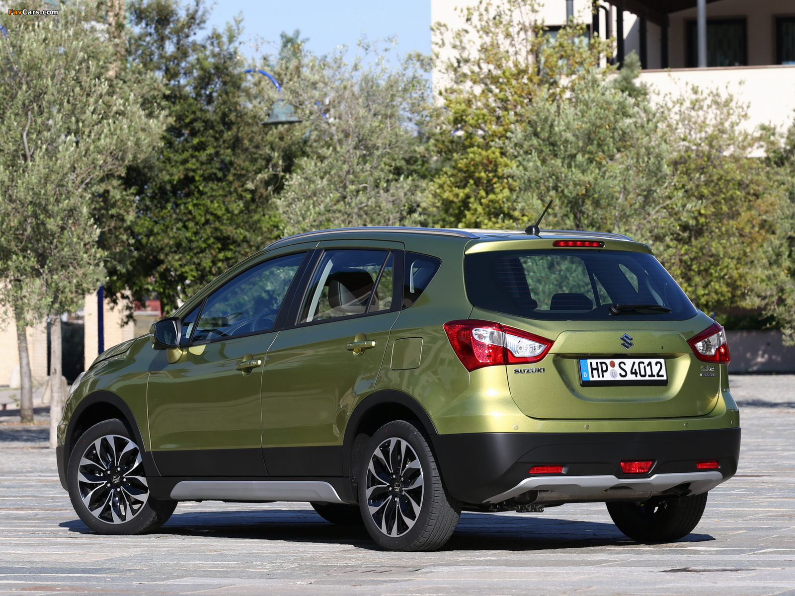 Suzuki SX4 S-Cross 2013 pictures (1600 x 1200)