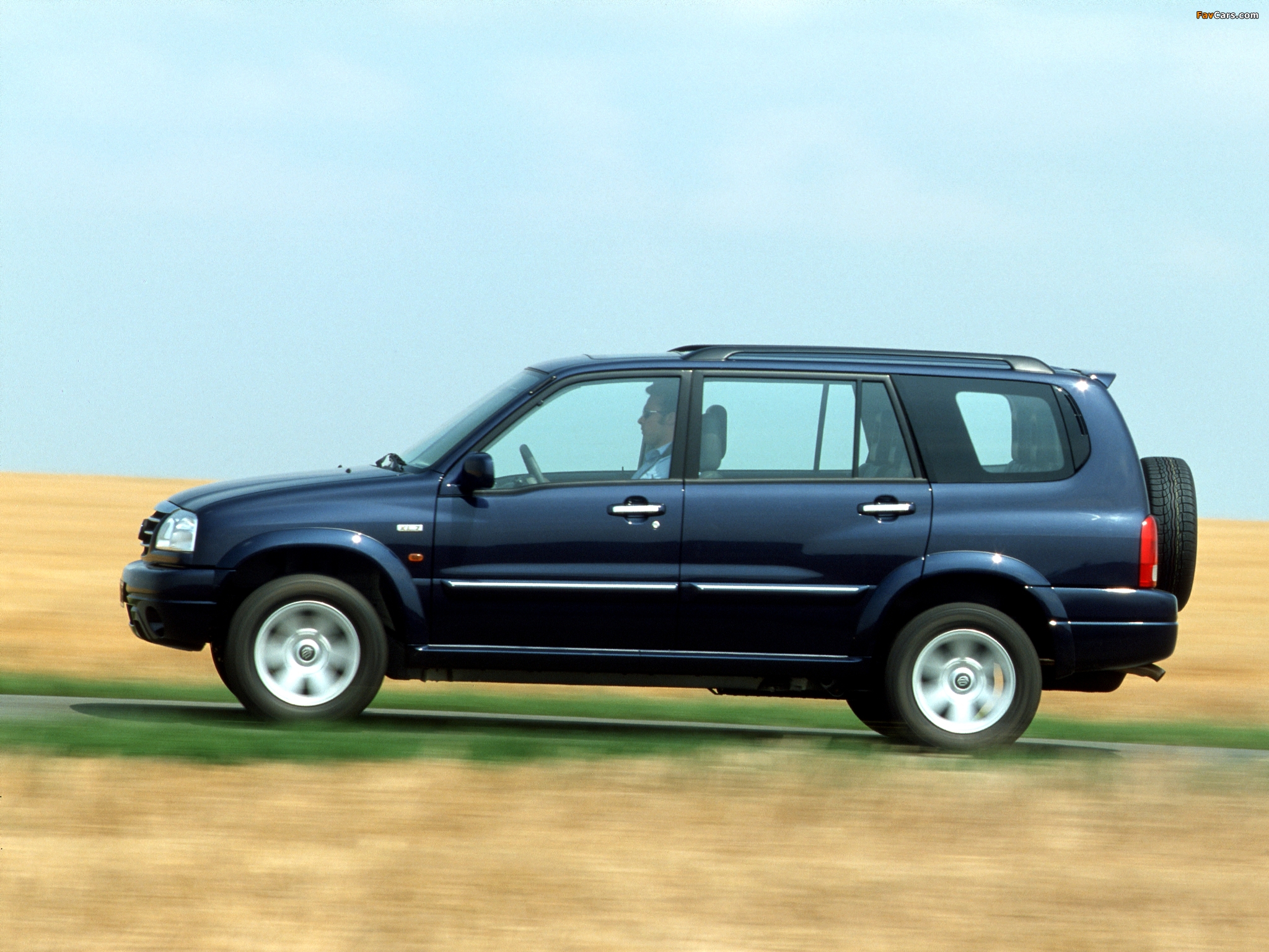 Suzuki Grand Vitara XL7 2001–03 pictures (2048 x 1536)