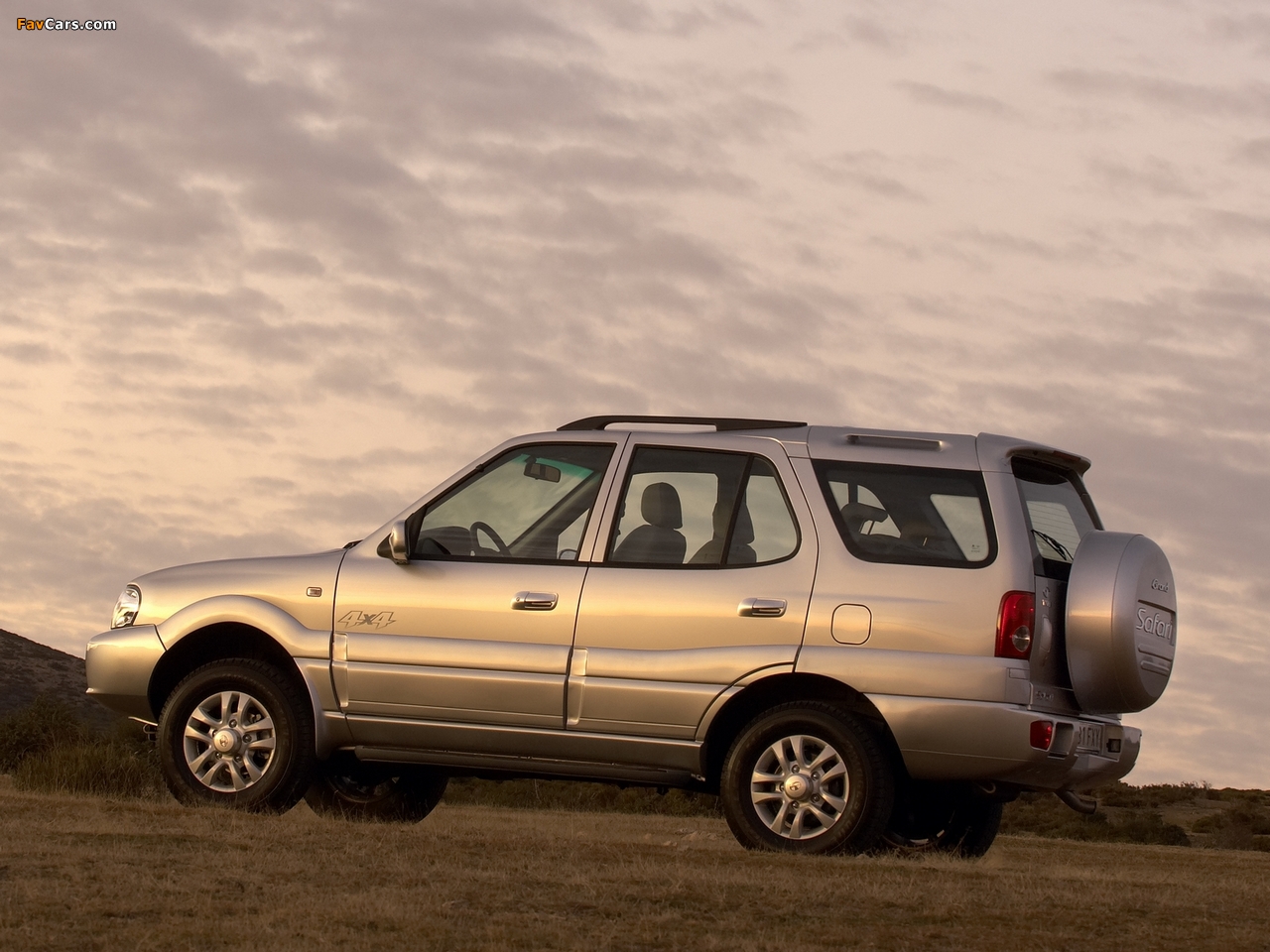 Photos of Tata Safari 2005–09 (1280 x 960)