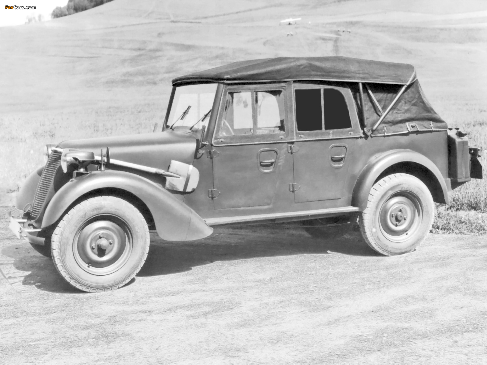 Tatra T57K 1941–45 pictures (1600 x 1200)