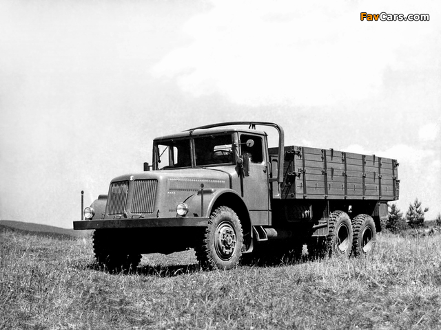 Tatra 111R 1953–62 images (640 x 480)