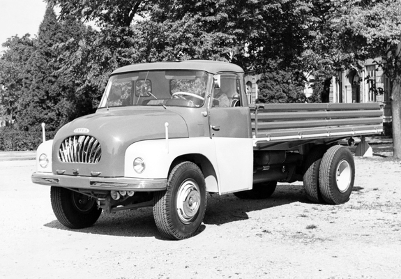 Pictures of Tatra T137 1958–72