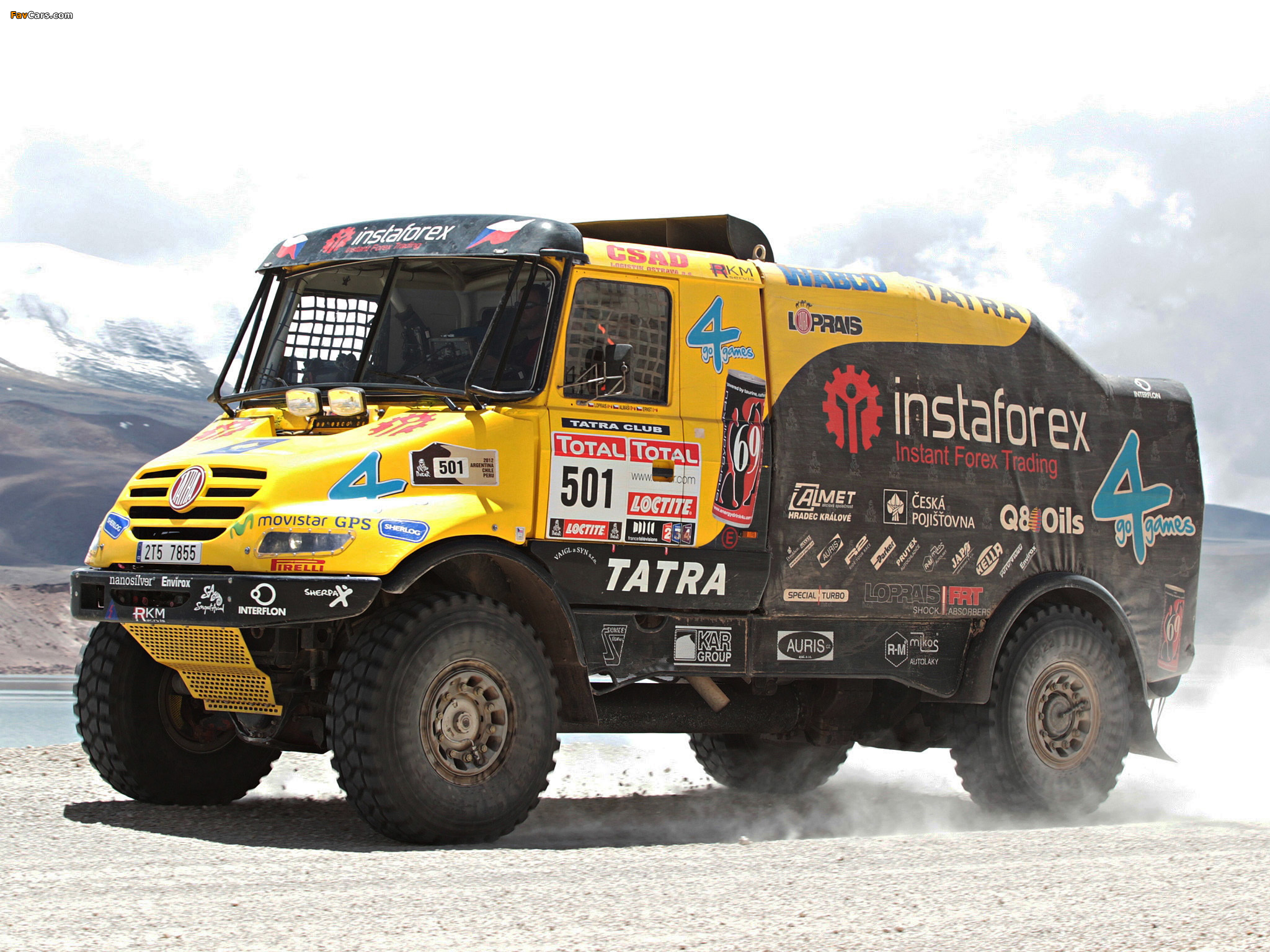 Images of Tatra Yamal Rally Truck 2011 (2048 x 1536)