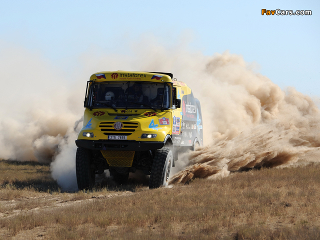 Photos of Tatra Yamal Rally Truck 2011 (640 x 480)