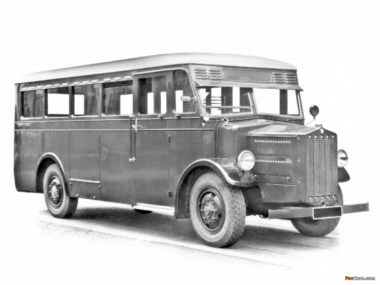 Tatra T27 Bus 1931–39 wallpapers (1280 x 960)