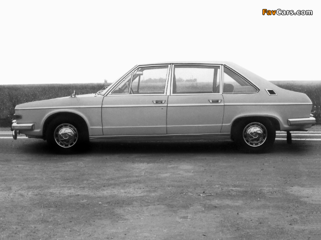 Photos of Tatra T613 Prototype 1971 (640 x 480)