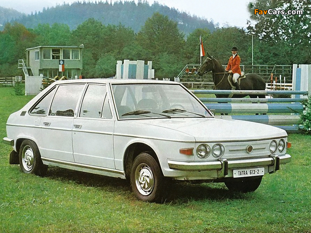Tatra T613-2 1980–84 photos (640 x 480)