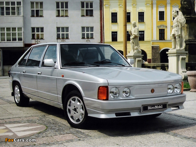 Tatra T613-4 Mi Long 1993–95 photos (640 x 480)