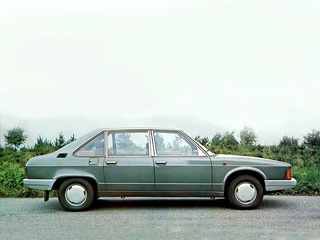 T613 Tatra T613 1985 year wallpapers