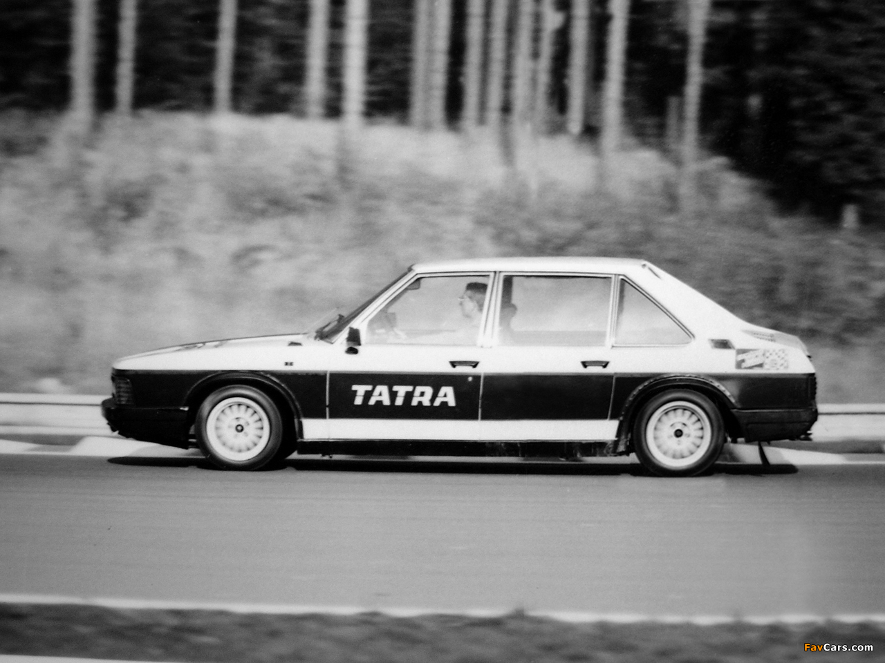 Tatra 623 GTH Safety Car 1992 wallpapers (1280 x 960)