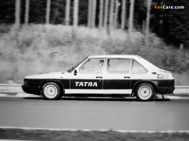 Tatra 623 GTH Safety Car 1992 wallpapers (640 x 480)