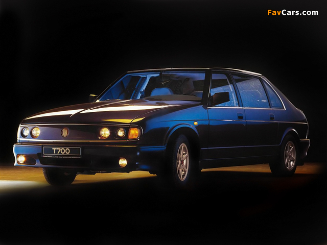 Pictures of Tatra T700 1996–98 (640 x 480)