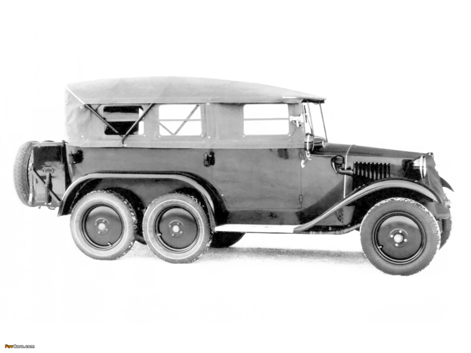Images of Tatra T72 6x4 1933 (1600 x 1200)