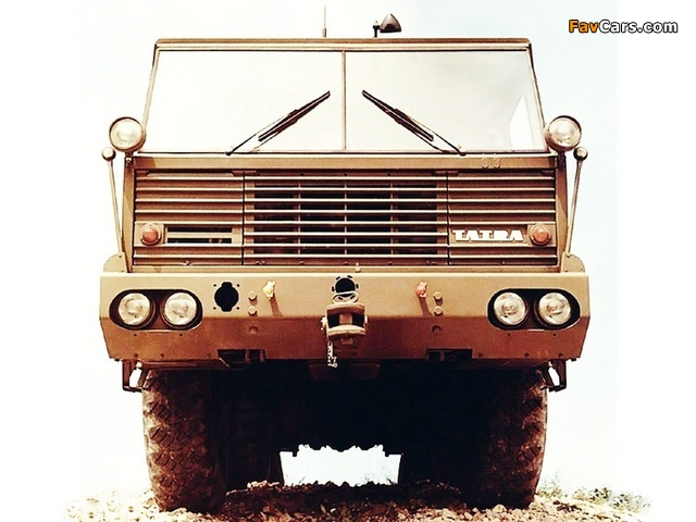 Pictures of Tatra T813 TP 8x8 1967–82 (640 x 480)