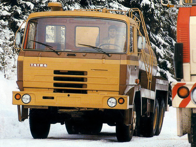 Images of Tatra T815 P13 CAV-11 6x6 1982–94 (800 x 600)