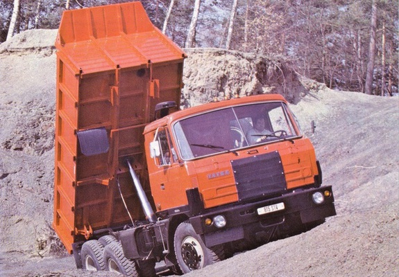 Photos of Tatra T815 S1V 1982–94