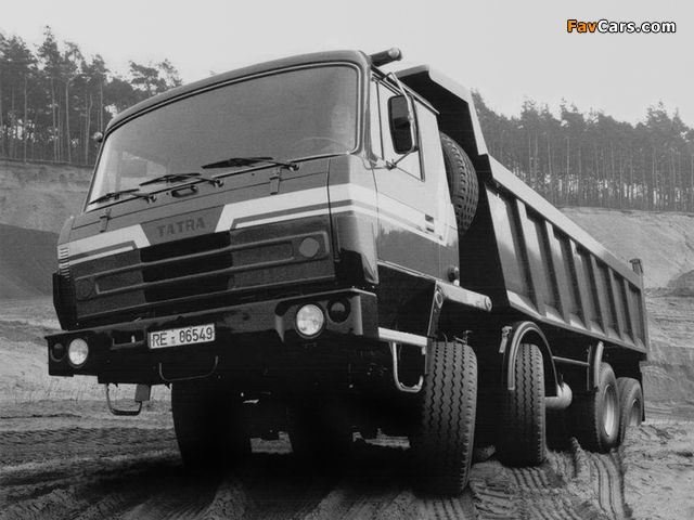 Tatra T815 S1 8x8 1982–94 images (640 x 480)