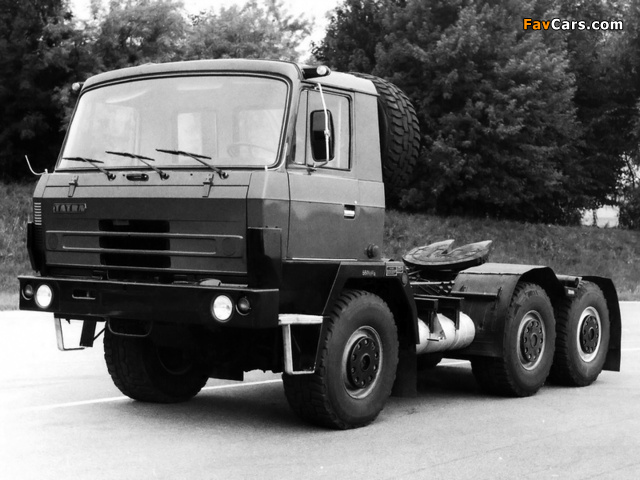 Tatra T815 NTH 22.235 6x6 1982–94 pictures (640 x 480)