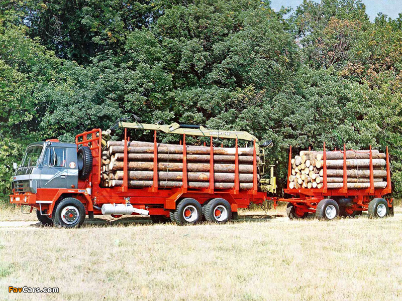Tatra T815-2 LPA Timber Truck 1994–98 pictures (800 x 600)