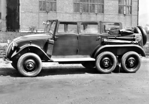 Tatra T82 6x4 1936–38 photos