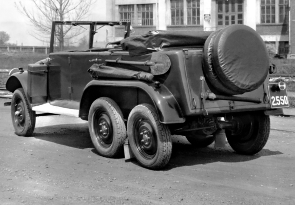 Tatra T82 6x4 1936–38 pictures