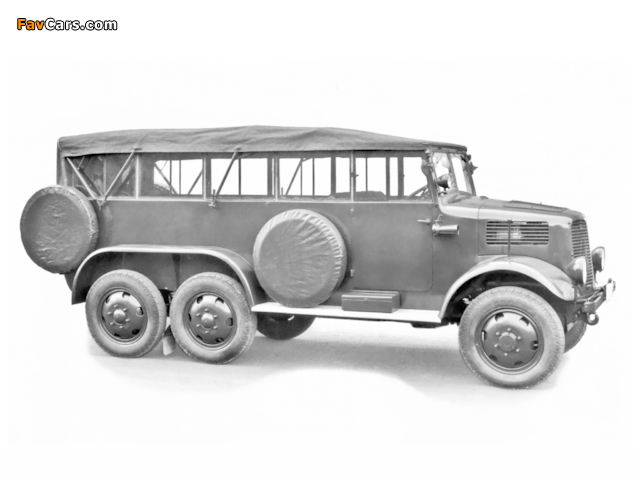 Images of Tatra T93R 6x6 1941 (640 x 480)