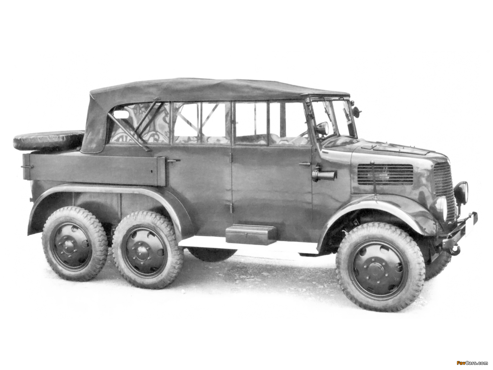 Pictures of Tatra T93C 6x6 1941 (1600 x 1200)