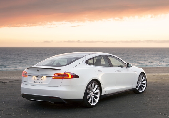Pictures of Tesla Model S 2012