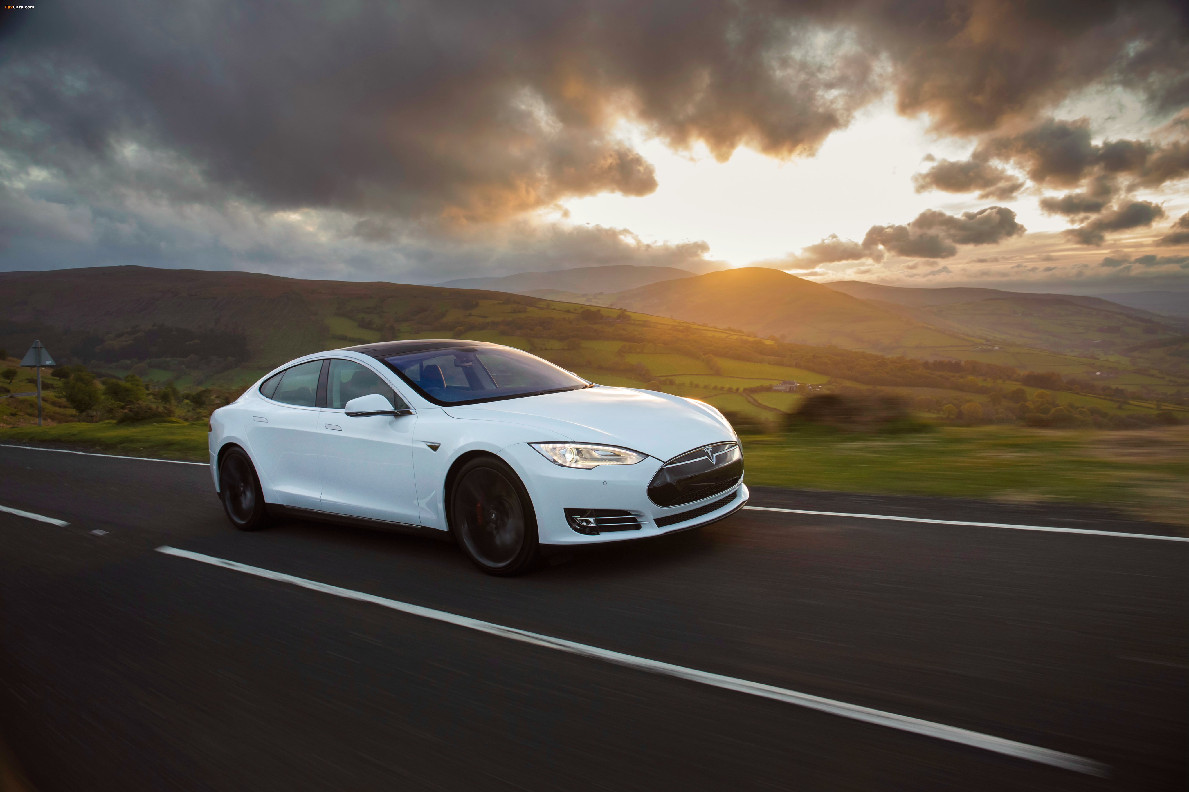 Pictures of Tesla Model S P85+ UK-spec 2014 (4096 x 2731)