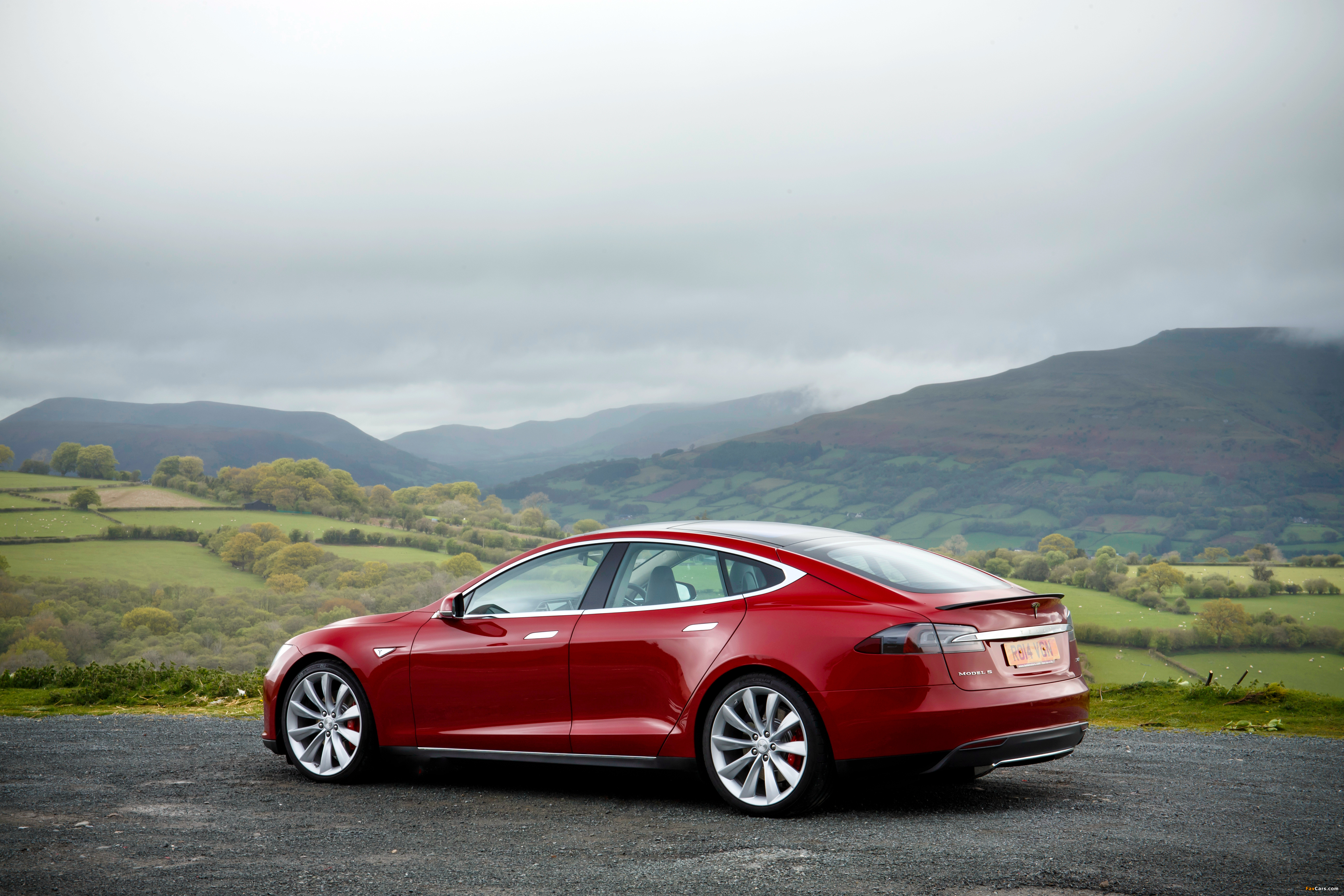 Pictures of Tesla Model S P85+ UK-spec 2014 (4096 x 2731)