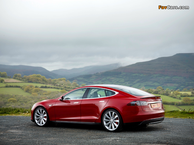 Pictures of Tesla Model S P85+ UK-spec 2014 (640 x 480)