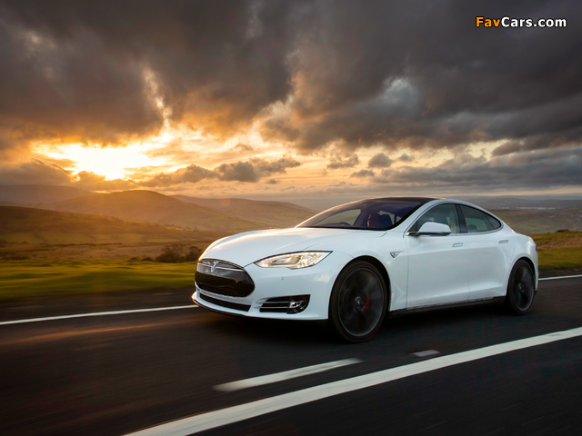 Tesla Model S P85+ UK-spec 2014 pictures (640 x 480)
