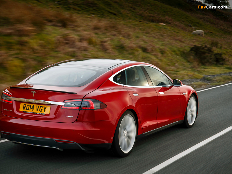 Tesla Model S P85+ UK-spec 2014 pictures (800 x 600)