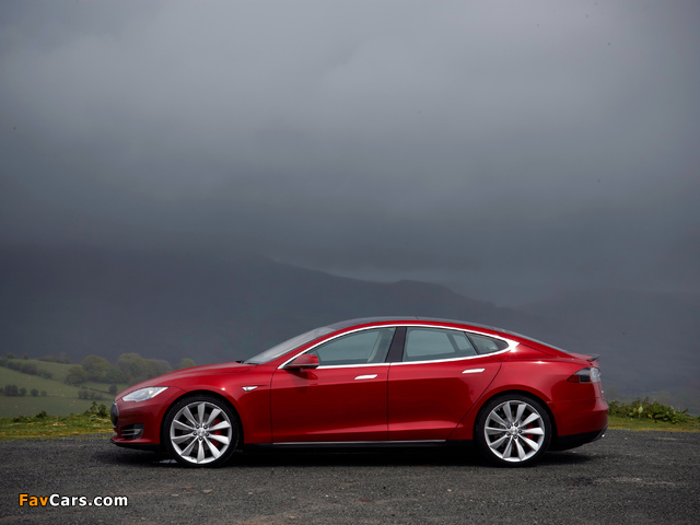 Tesla Model S P85+ UK-spec 2014 wallpapers (640 x 480)