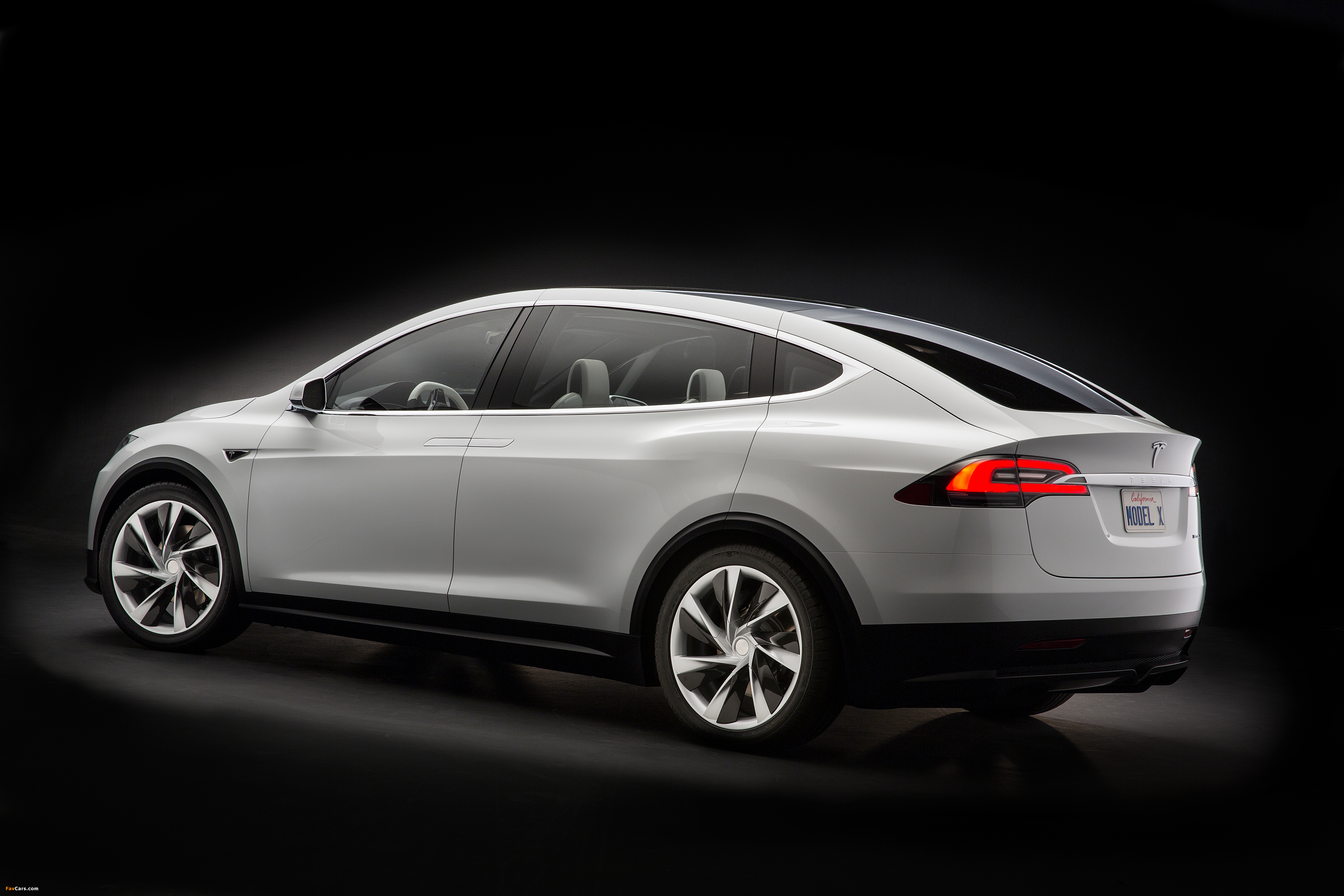Tesla Model X Prototype 2012 pictures (4096 x 2731)
