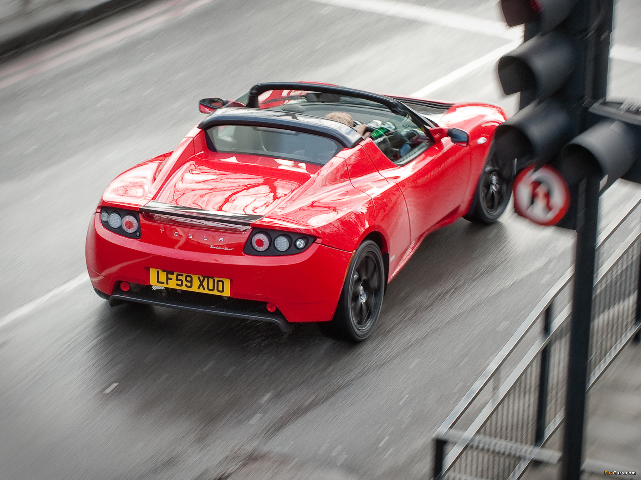 Images of Tesla Roadster Sport UK-spec 2009–10 (2048 x 1536)