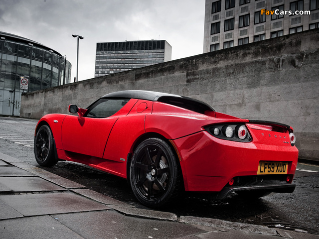 Images of Tesla Roadster Sport UK-spec 2009–10 (640 x 480)