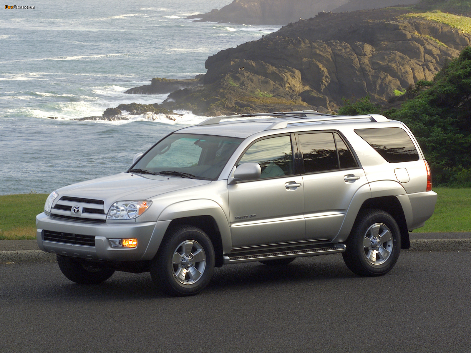 Images of Toyota 4Runner Limited 2003–05 (1600 x 1200)